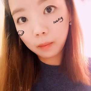 Meet your Posher, Hannah